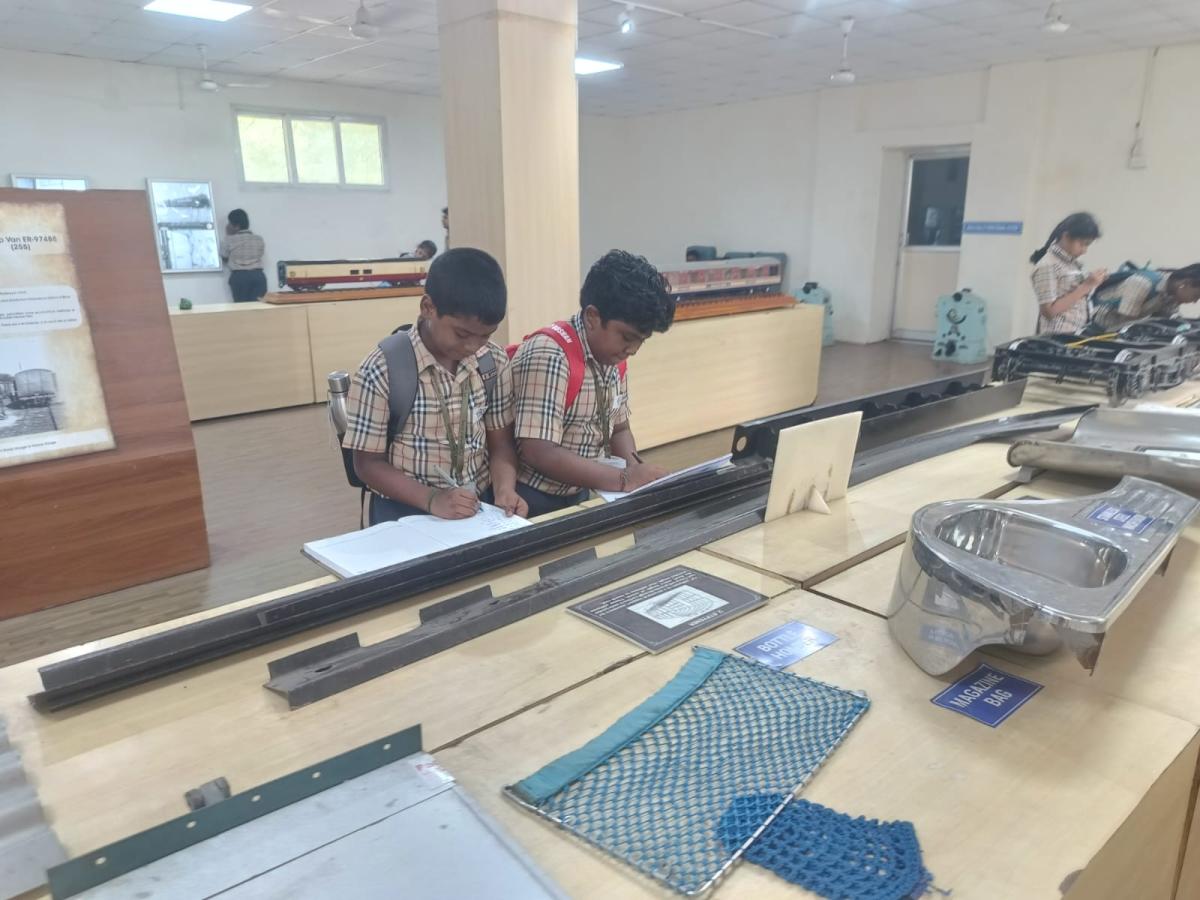 WhatsApp-Image-2023-11-06-at-1.35.33-PM